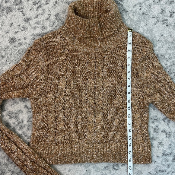 PILCRO Anthropologie Gold Sparkle Turtleneck Cable Knit Crop Sweater Size SM - Picture 13 of 13